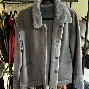 Reversible fuzzy coat